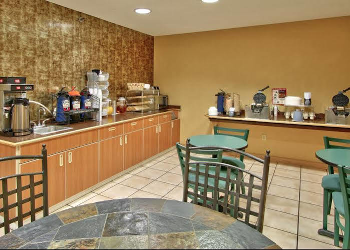 Western Skies Inn & Suites Los Lunas Εξωτερικό φωτογραφία